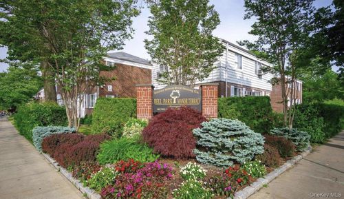 upper-221-51 Manor Road, New York, NY, 11427 | Card Image