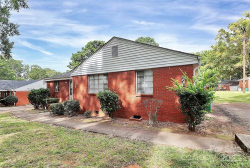 3210 Minnesota Rd, Charlotte, NC, 28208-3839 | Card Image