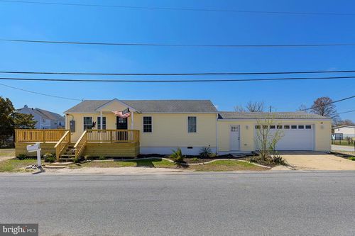 16 Hubbard Ave, FREDERICA, DE, 19946-1244 | Card Image