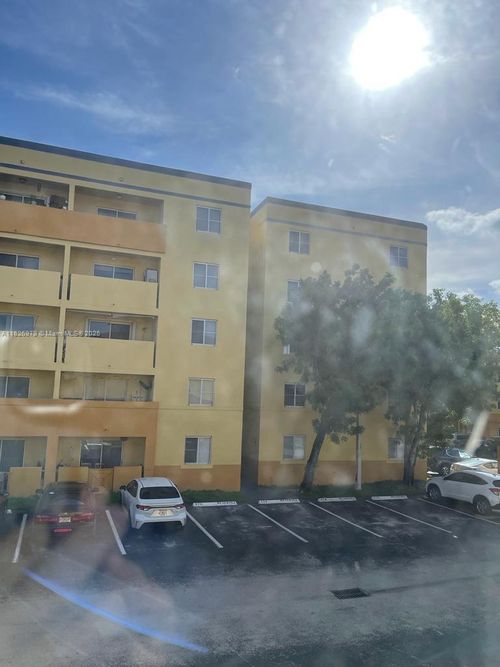 apt-210-8270 Sw 149th Ct, Miami, FL, 33193-3108 | Card Image