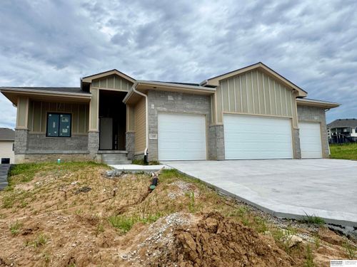 11002 S 101st St, Papillion, NE, 68046-3730 | Card Image