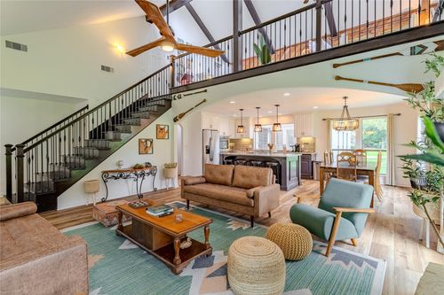 129 Springs Edge Dr, Montgomery, TX, 77356-9049 | Card Image