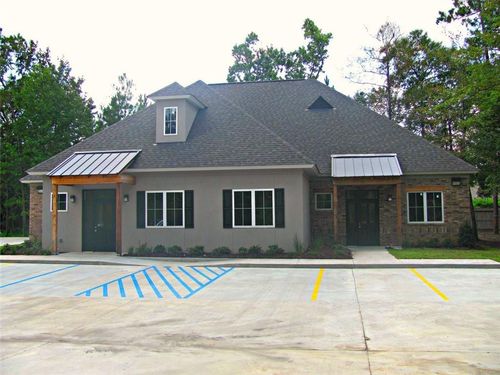 201-220 Park Pl, Covington, LA, 70433-5267 | Card Image