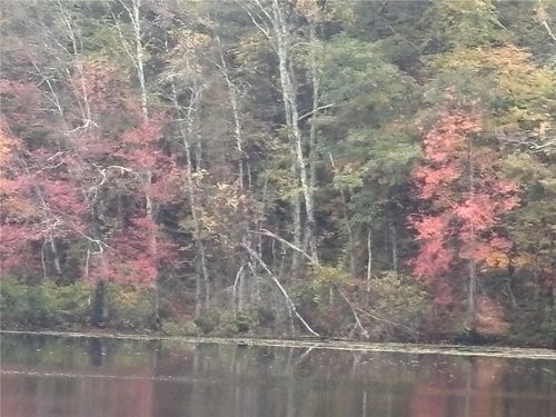 258 Log Rd, Smithfield, RI, 02917-1519 | Card Image