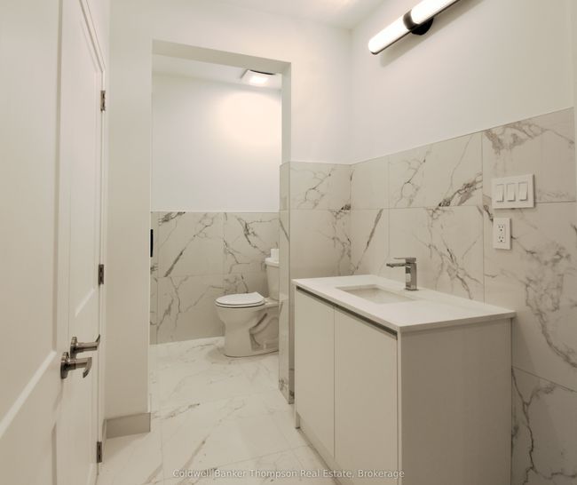 1 - 58 Florence St W, Home with 3 bedrooms, 2 bathrooms and 3 parking in Huntsville ON | Image 12