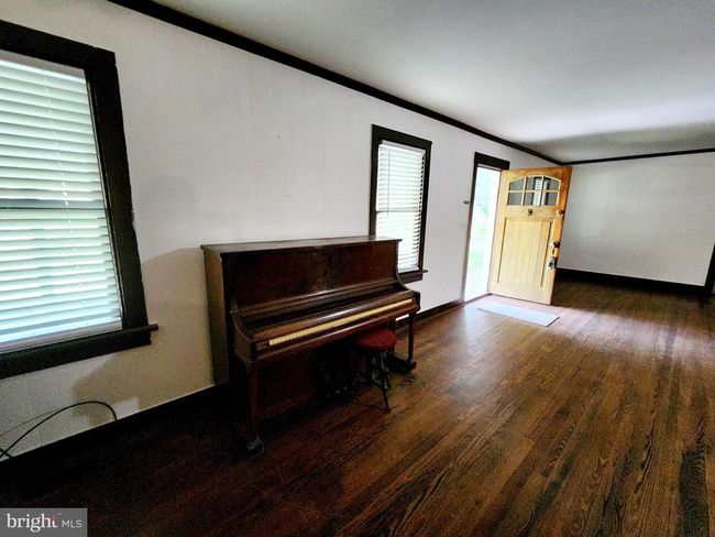39501 Tollhouse Rd, House other with 3 bedrooms, 1 bathrooms and null parking in LOVETTSVILLE VA | Image 6