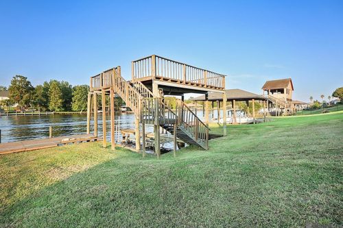 11408 River Highlands Dr, Saint Amant, LA, 70774-5021 | Card Image