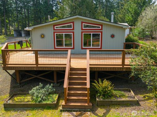 5010 Offut Lake Rd Se, Tenino, WA, 98589-8400 | Card Image