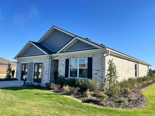 102 Terry Dr, Brookland, AR, 72417-8035 | Card Image