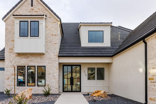 714 E Chloe Ln, Washington, UT, 84780-2525 | Card Image