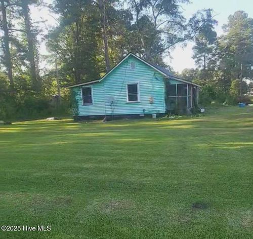 5976 Acorn Rd, Grifton, NC, 28530-8702 | Card Image