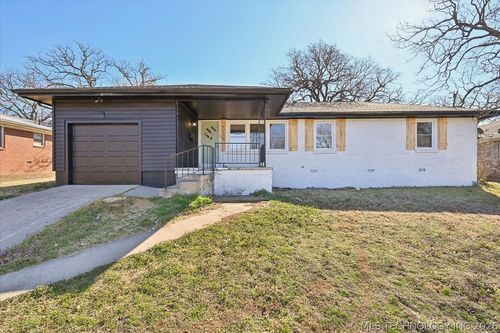 1115 S Mission St, Sapulpa, OK, 74066-5835 | Card Image