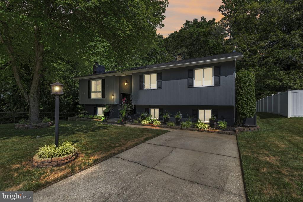 Residential in BEL AIR 5