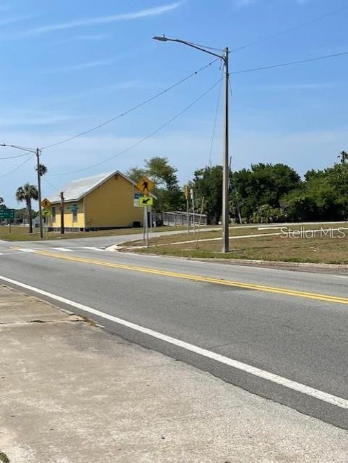 200 S Scenic Hwy, LAKE WALES, FL, 33853-3836 | Card Image
