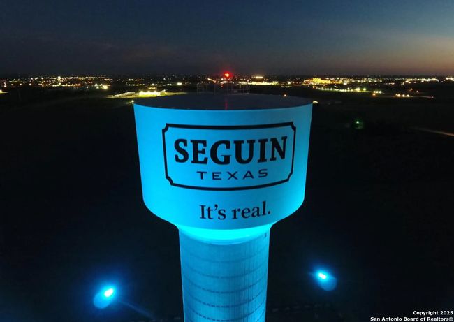 624 Heathers Way, Home with 3 bedrooms, 2 bathrooms and null parking in Seguin TX | Image 28