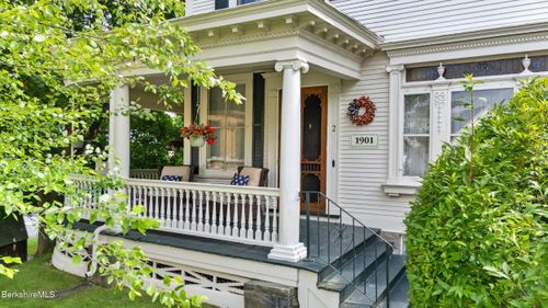 2 Melrose St, Adams, MA, 01220-1612 | Card Image