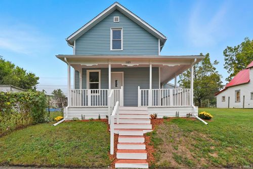 1125 E Washington St, Muncie, IN, 47305-2049 | Card Image