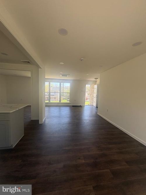 633 Coates St, COATESVILLE, PA, 19320-3320 | Card Image