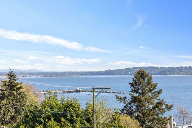 14793 Mcdonald Avenue, House other with 5 bedrooms, 3 bathrooms and 4 parking in White Rock BC | Image 1