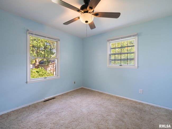 106 N 5 Th St, House other with 3 bedrooms, 2 bathrooms and null parking in Dunlap IL | Image 31