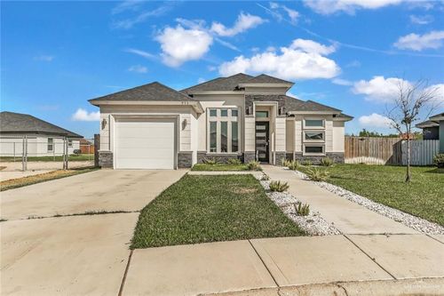 711 S 16th St, Hidalgo, TX, 78557-3661 | Card Image