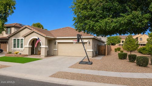 2729 S Hansen Dr, Gilbert, AZ, 85295-3688 | Card Image