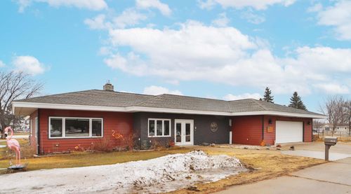 101 Mini Dr, Staples, MN, 56479-3301 | Card Image