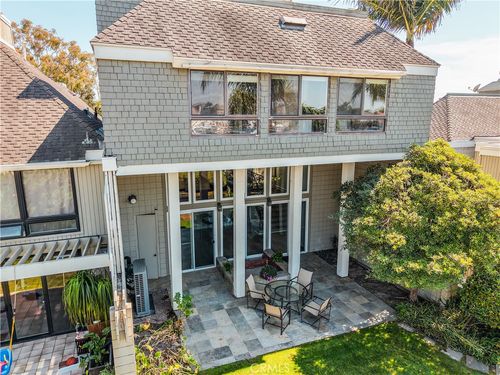 16355 Wimbledon Ln, Huntington Beach, CA, 92649 | Card Image