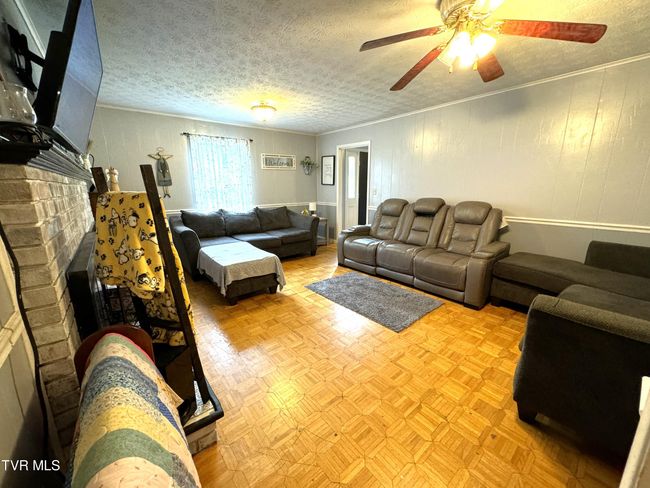 1516 Valley View Dr, House other with 4 bedrooms, 4 bathrooms and null parking in Big Stone Gap VA | Image 21