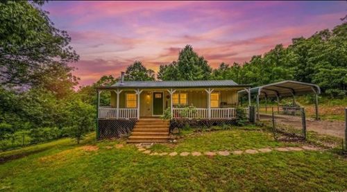 4 Logan Way, Conway, AR, 72032-9634 | Card Image
