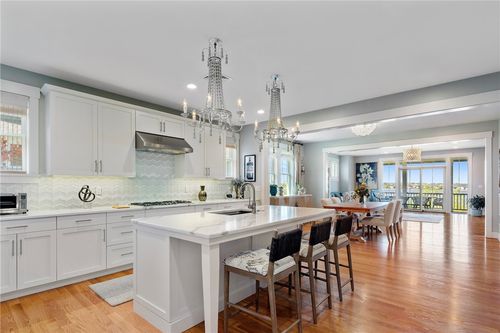 171 Leeshore Ln, Tiverton, RI, 02878-4285 | Card Image