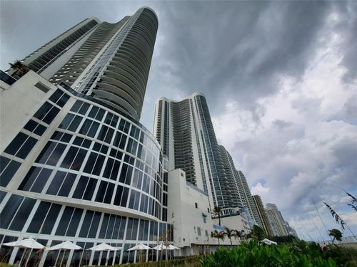 apt-2903-15901 Collins Ave, Sunny Isles Beach, FL, 33160-4149 | Card Image