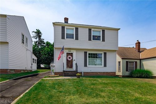 9408 S Highland Ave, Garfield Heights, OH, 44125-2373 | Card Image