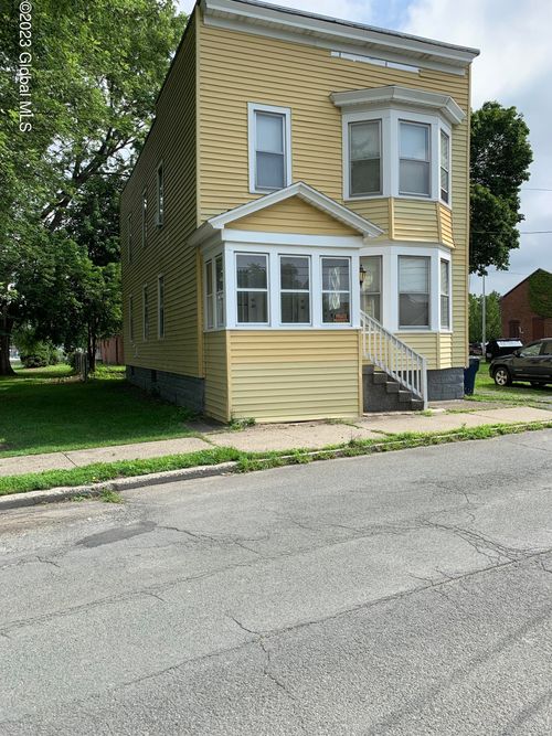 1-113 15th St, Watervliet, NY, 12189-2826 | Card Image
