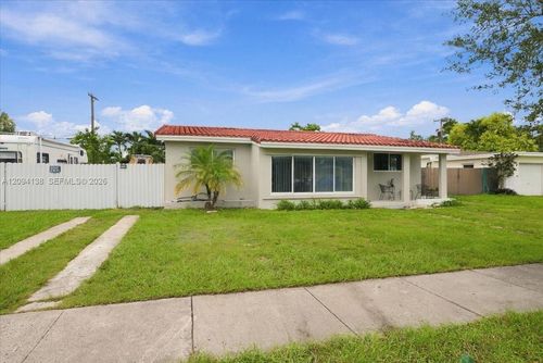 9625 Dominican Dr, Cutler Bay, FL, 33189-1638 | Card Image
