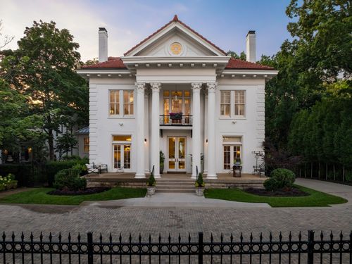 3728 W End Ave, Nashville, TN, 37205-2405 | Card Image