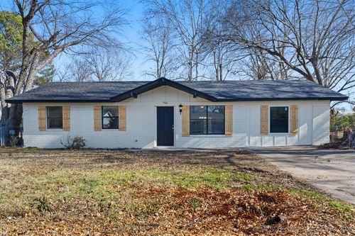 906 10th St, Stigler, OK, 74462-1593 | Card Image