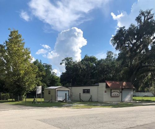 3903 Main St, Middleburg, FL, 32068-5149 | Card Image