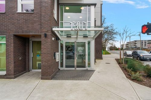 306-1301 Hillside Ave, Victoria, BC, V8T0E3 | Card Image