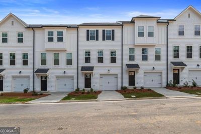 3131 Washburn Street Se, Townhouse with 4 bedrooms, 3 bathrooms and 2 parking in Atlanta GA | Image 3