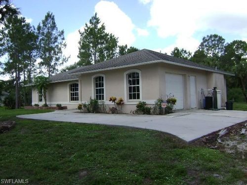 681 19th St Sw, NAPLES, FL, 34117-3331 | Card Image