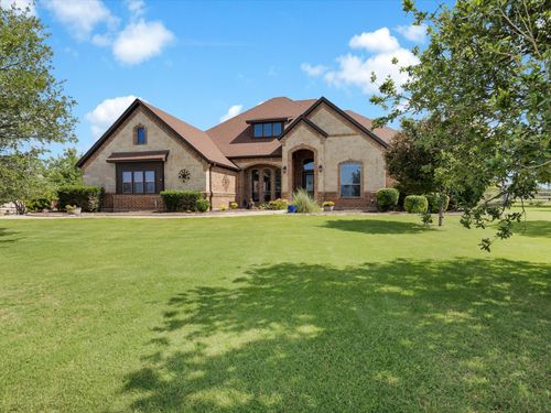 1300 Ruby Lea Ln, Fort Worth, TX, 76179-9175 | Card Image