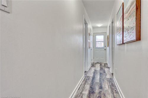 14-20 Anna Capri Dr, Hamilton, ON, L8W1M6 | Card Image