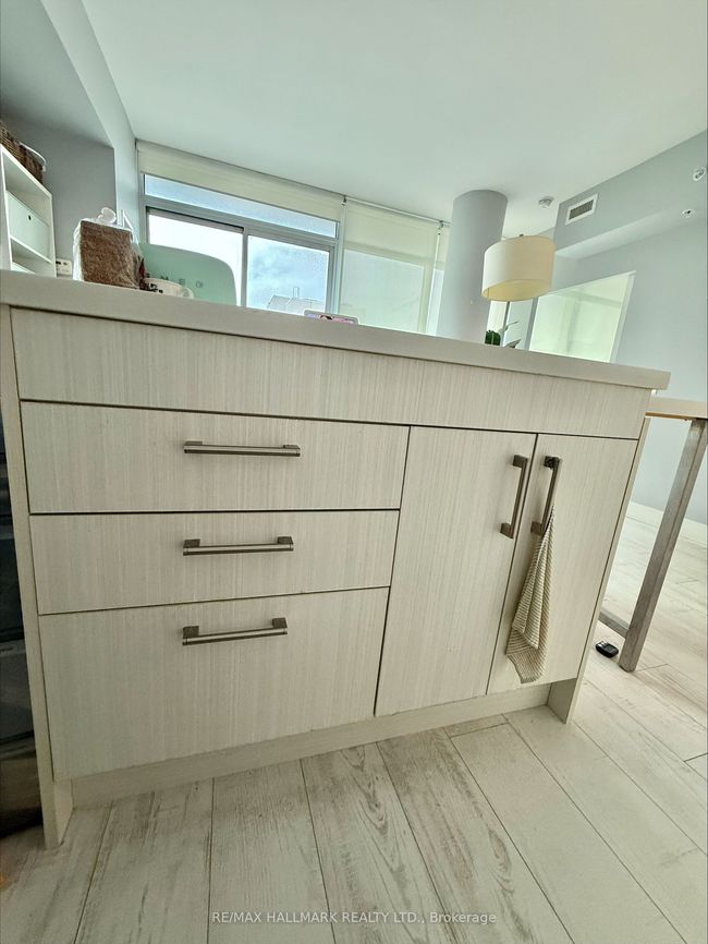 1508 - 39 Sherbourne St, Condo with 2 bedrooms, 1 bathrooms and 1 parking in Toronto ON | Image 5