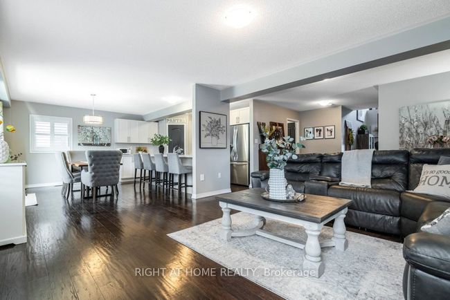 172 Birkhall Pl, House other with 4 bedrooms, 4 bathrooms and 2 parking in Barrie ON | Image 9