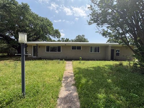 11093 1142nd Ave, Talihina, OK, 74571-5851 | Card Image