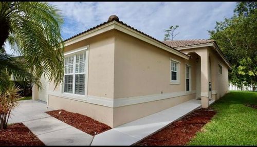 145 Prestige Dr, Royal Palm Beach, FL, 33411-1240 | Card Image