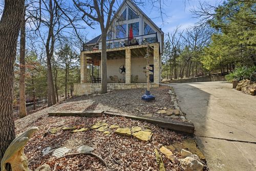 102 Hacienda Drive, Pottsboro, TX, 75076 | Card Image