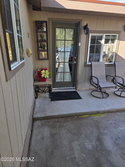 5556 W Flying M Street, Tucson, AZ, 85713 | Card Image
