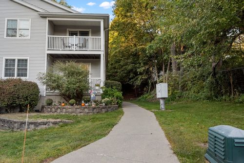 apt-5-380 Coburn Ave, Worcester, MA, 01604-1205 | Card Image